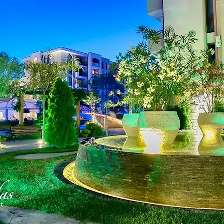 Apartment студио каскадас а8 *